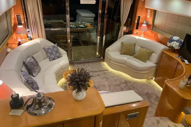 Ang Motoryacht 4 850x567