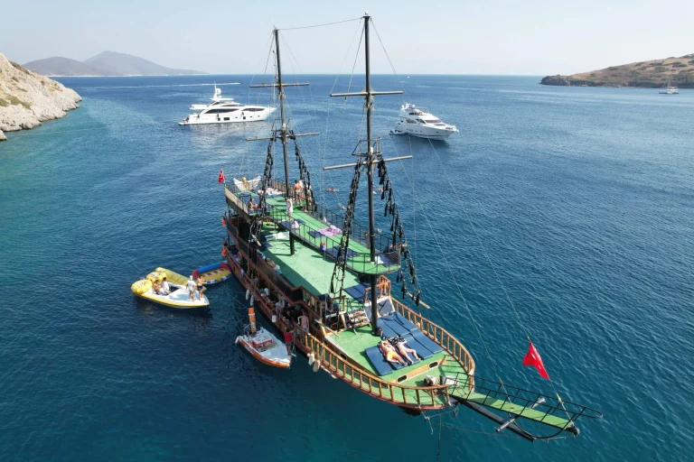 Bodrum Parti Teknesi5 Scaled
